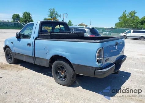 1998 Ford F-150 Standard/Xl/Xlt z USA, uszkodzony, nr VIN 1FTZF1720WNB96004